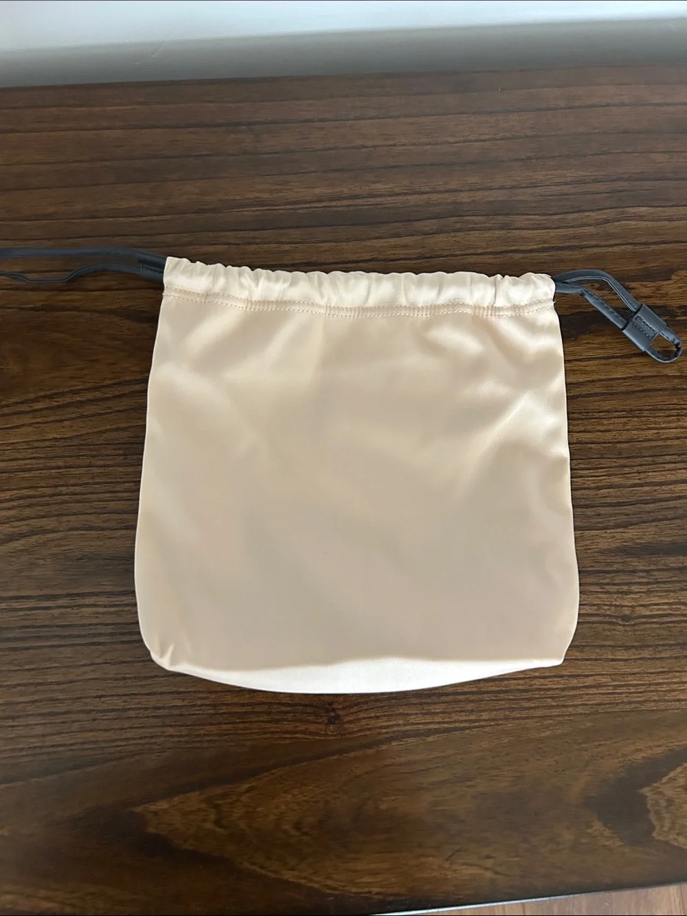 Title:✨ NWOT Burberry Goddess Satin Drawstring Travel Pouch Cosmetic Bag